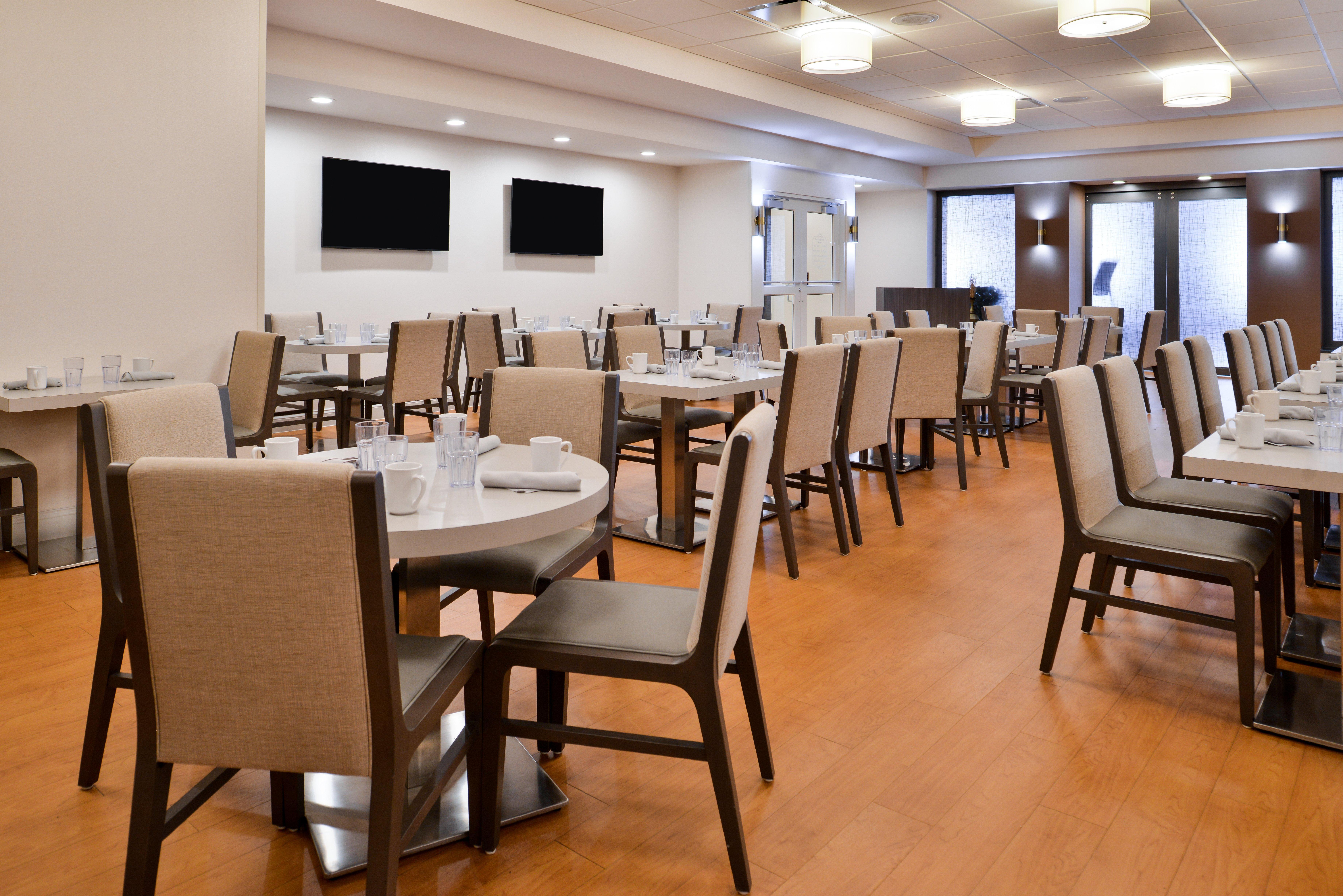 Holiday Inn Hotel & Suites Rochester - Marketplace By Ihg Ngoại thất bức ảnh