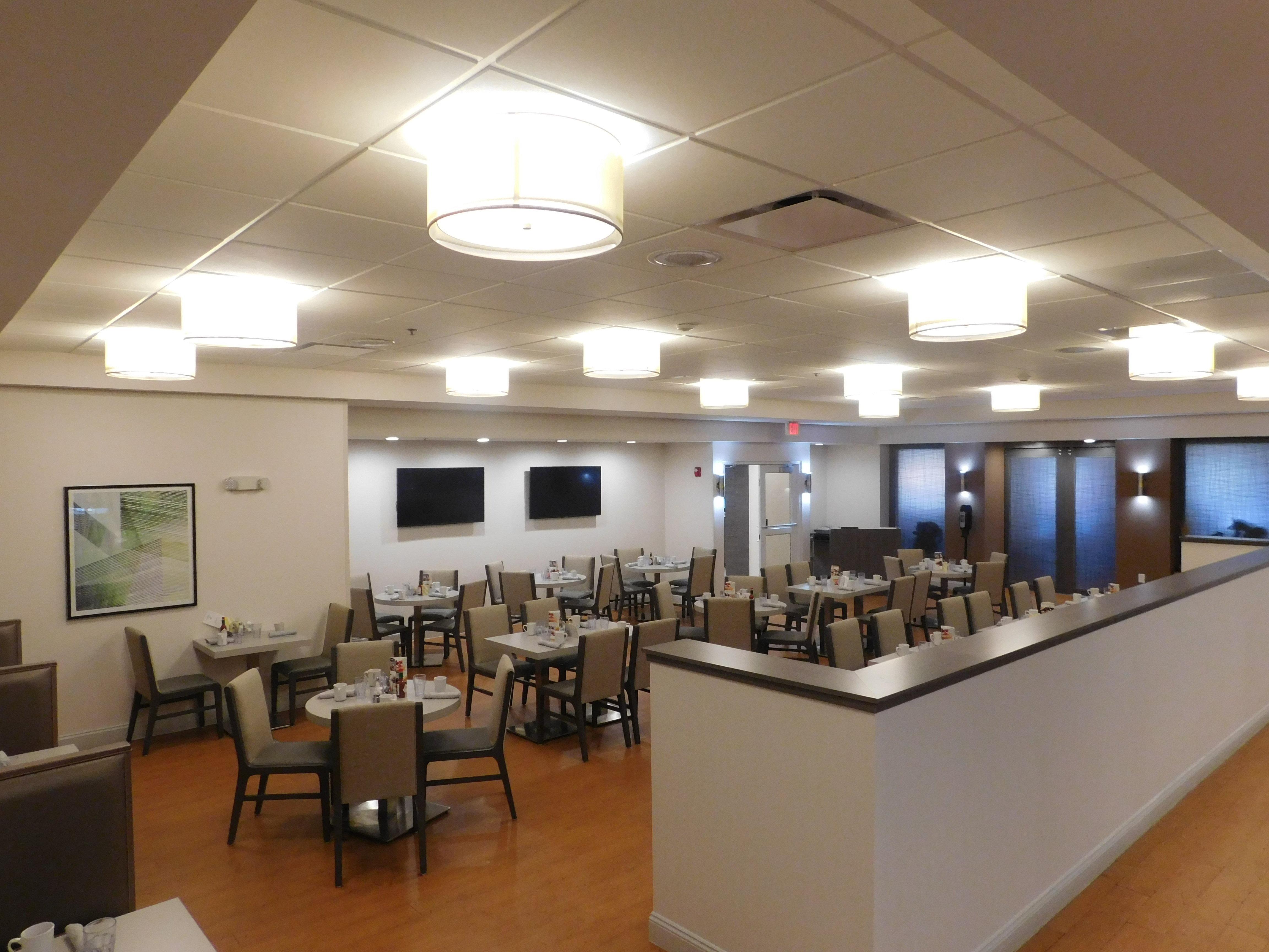 Holiday Inn Hotel & Suites Rochester - Marketplace By Ihg Ngoại thất bức ảnh