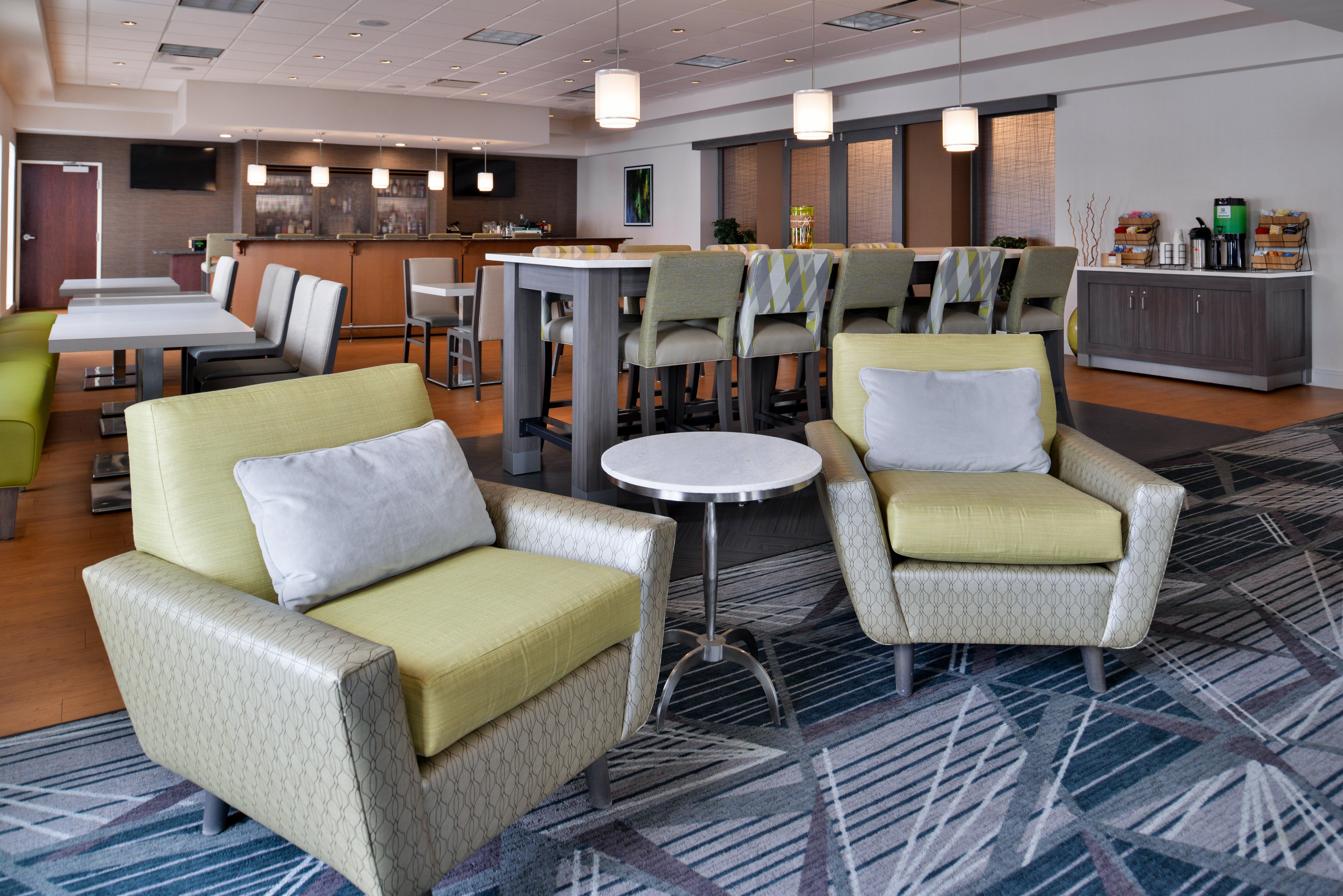 Holiday Inn Hotel & Suites Rochester - Marketplace By Ihg Ngoại thất bức ảnh