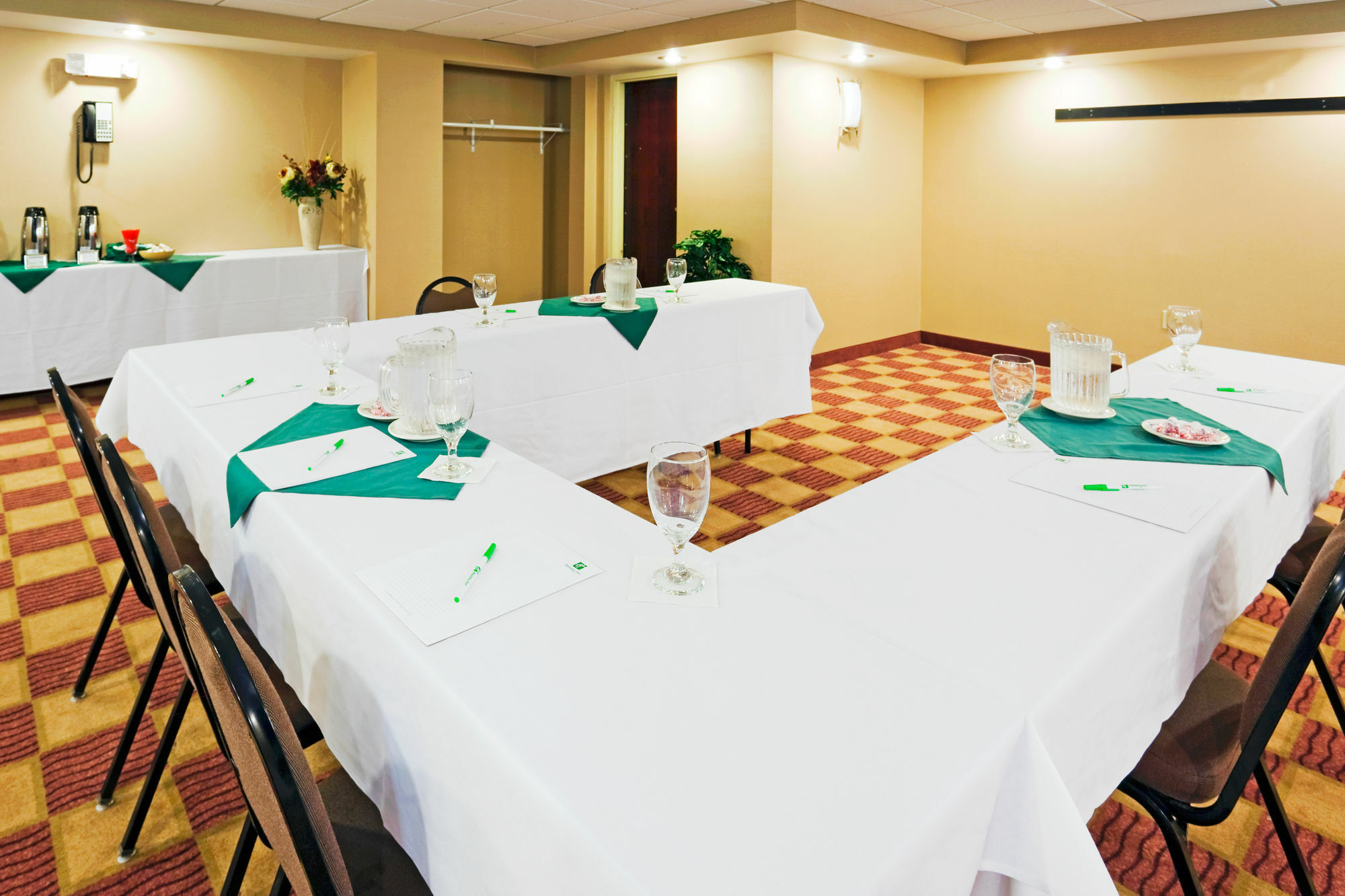 Holiday Inn Hotel & Suites Rochester - Marketplace By Ihg Ngoại thất bức ảnh
